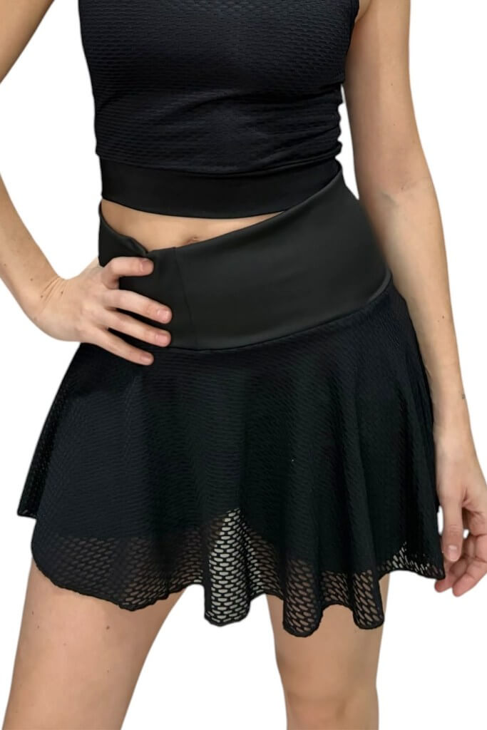 Pollera con bolsillos en microfibra panal negra