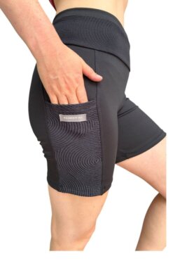 Ciclista en Lycra con bolsillos en textura círculos