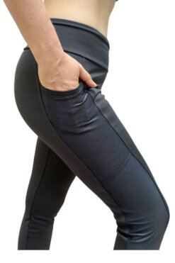 Calza en Lycra con bolsillos calandrada